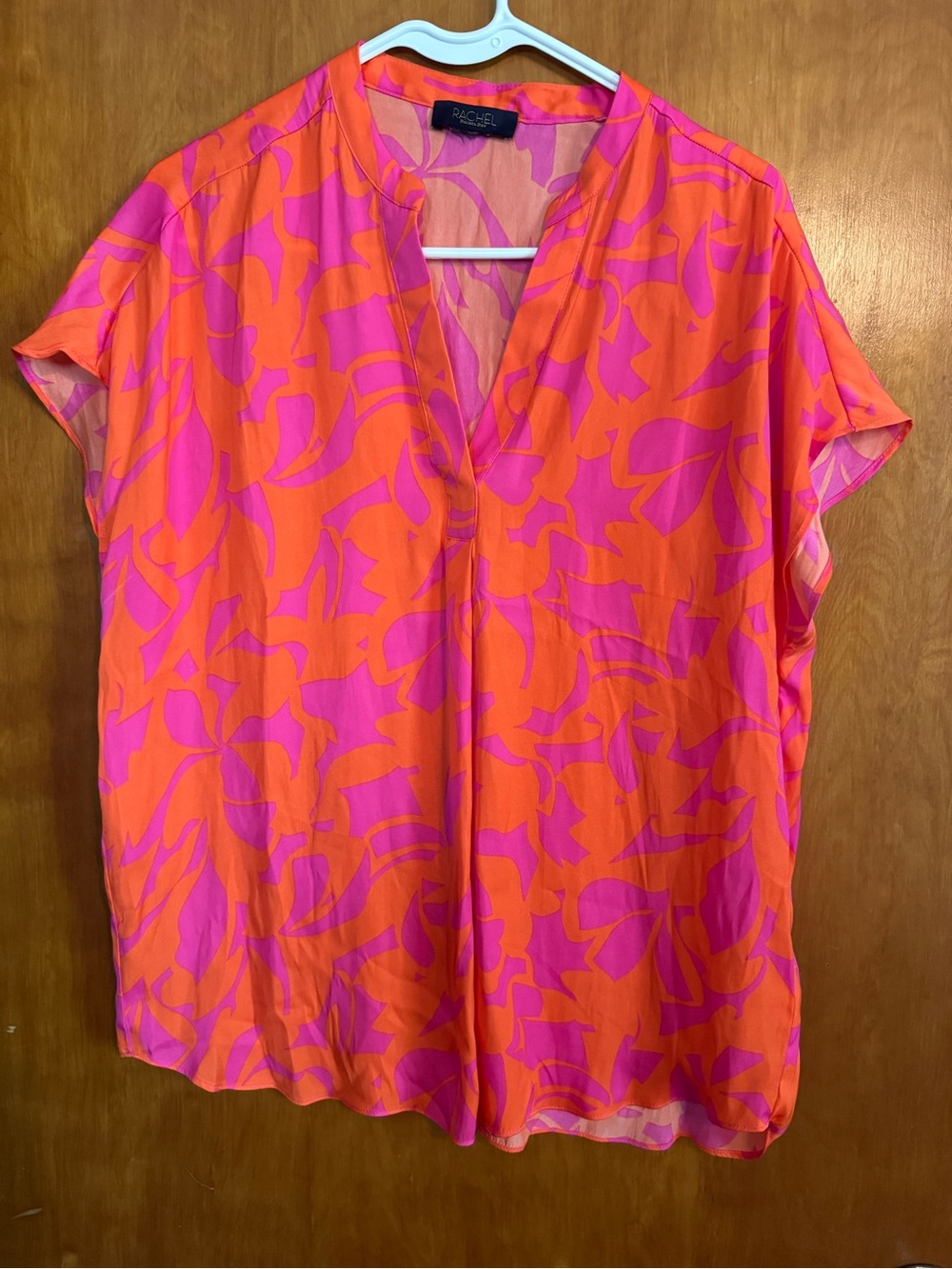 RACHEL Rachel Roy Pink and Orange Abstract Print V-Neck Blouse Lightweight